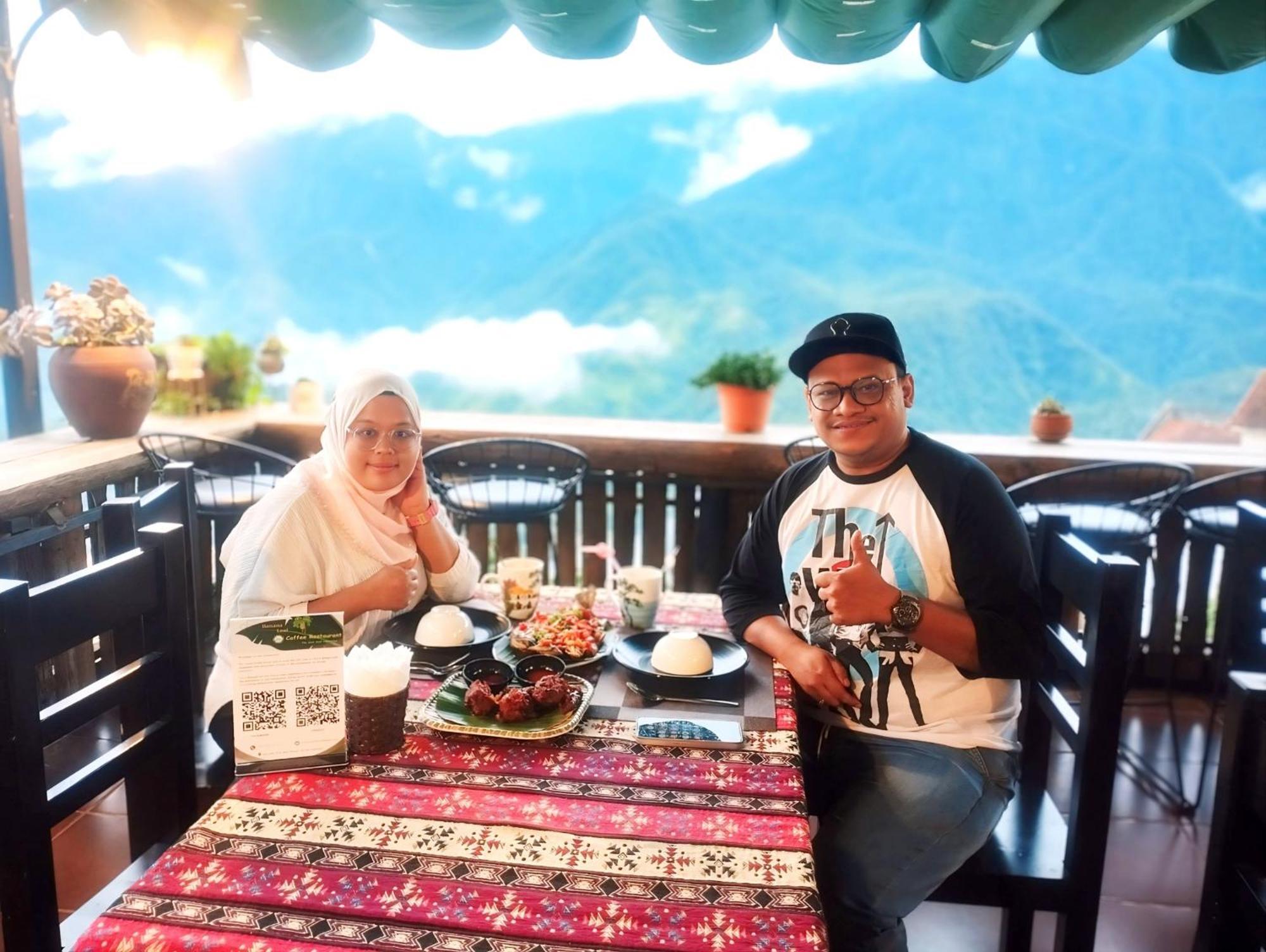 Daun Pisang Homestay And Restaurant Halal Food View Fanxipan Sa Pa Exterior photo